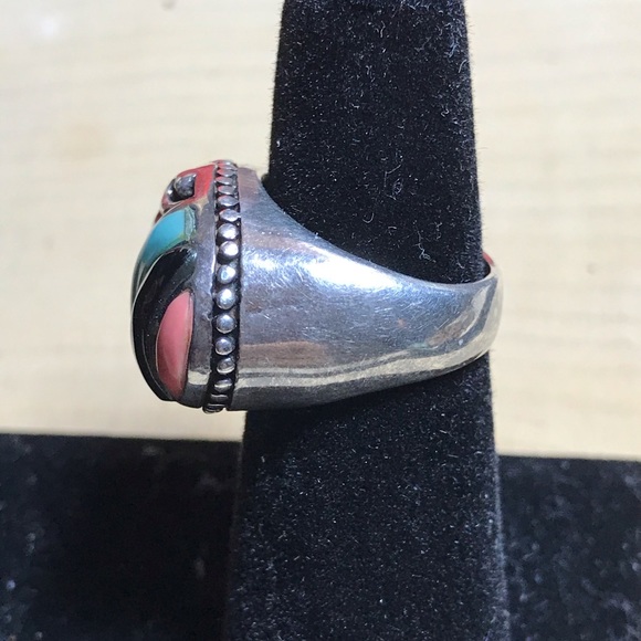 Turquoise, onyx, and coral ring - Picture 4 of 4